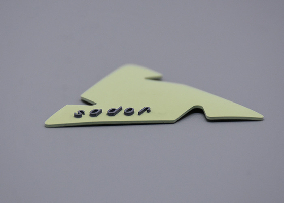 Tùy chỉnh Eco Friendly Silicone Patch Printing Matte Silicone Logo Cho Quần áo