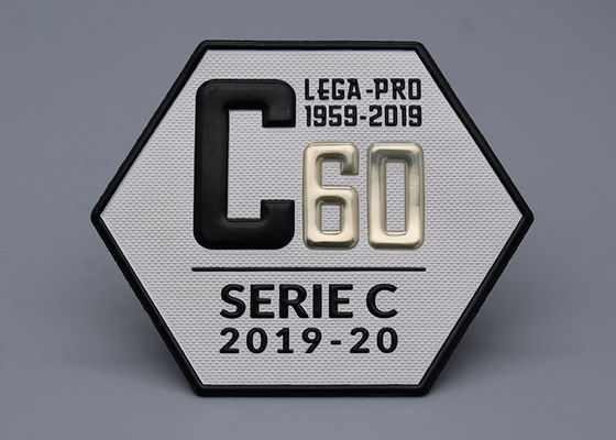 Nhãn quần áo truyền nhiệt tùy chỉnh điện áp có logo TPU 3D