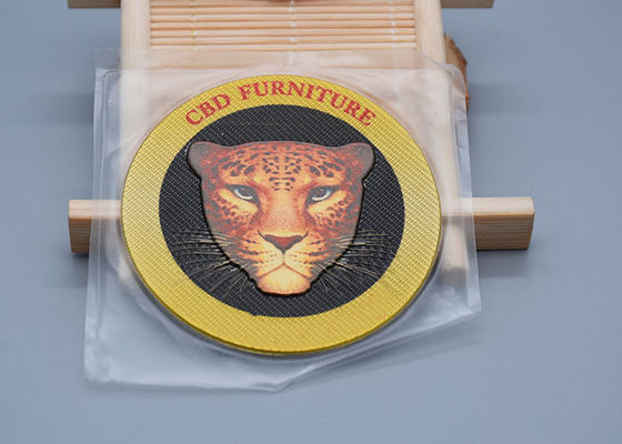 Chất liệu TPU Logo dập nổi nhãn truyền nhiệt cho quần áo